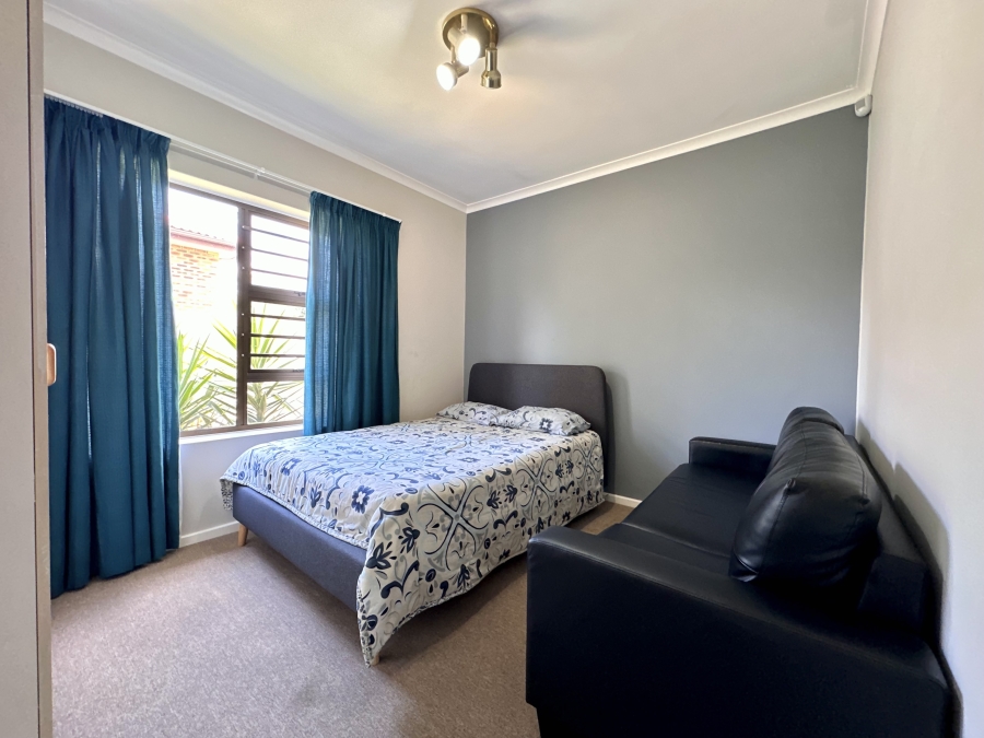 To Let 3 Bedroom Property for Rent in Sonstraal Heights Western Cape